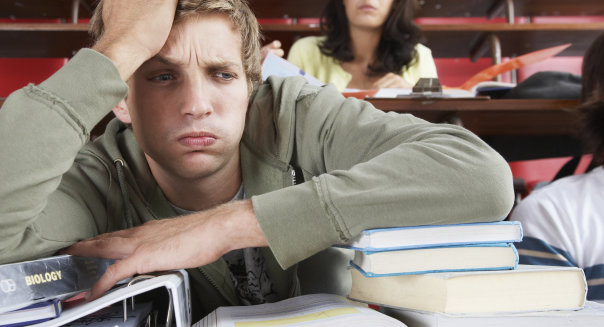 25 Reasons Why College Sucks