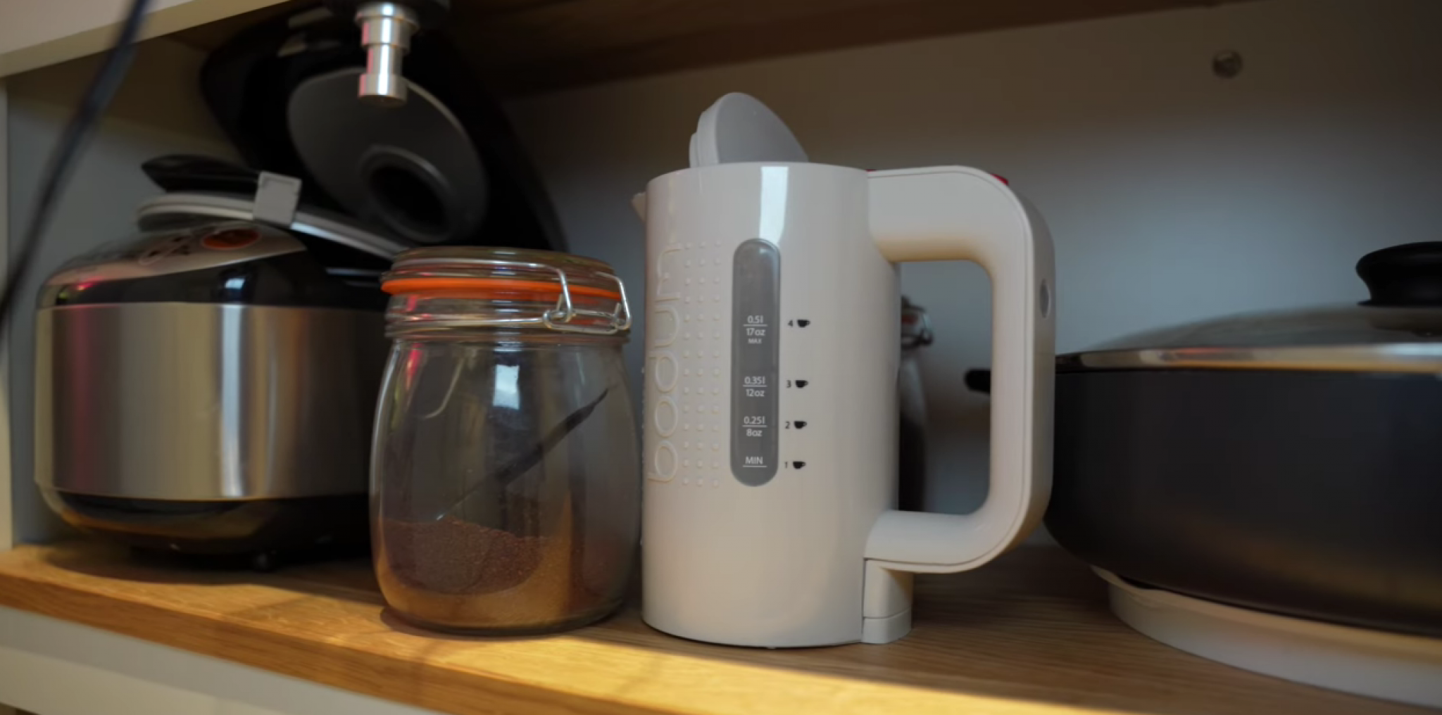 The BEST COMPACT Electric Kettle for Dorm Rooms - Bodum Bistro 2023 ...